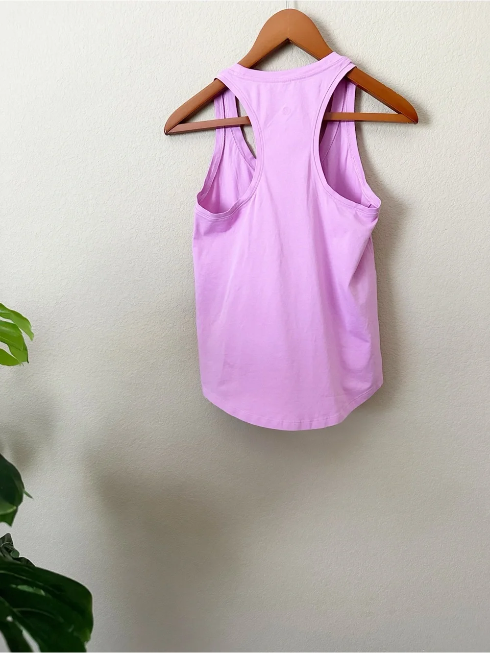 Lululemon Purple Love Tank Size 6 - Picture 1 of 8